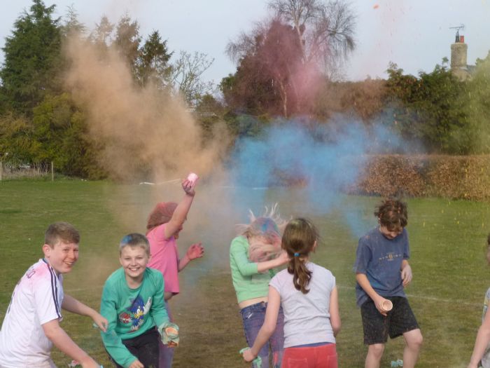 image - Holi celebration (Oak March 14)